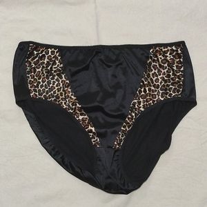 Smart Fit Underwear Plus Size 14 (5x) Black & Leopard Print Sissy